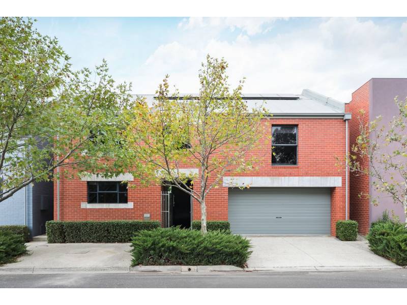 1 vaucluse lane caroline springs