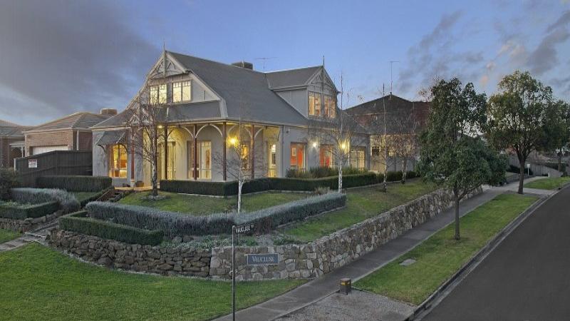 1 vaucluse rise highton