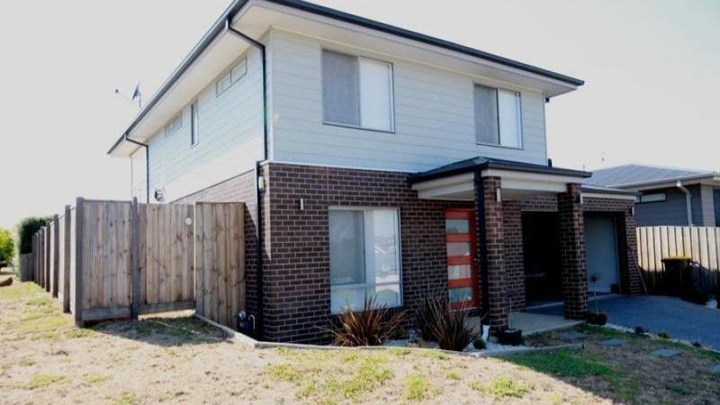 1 vaucluse rise highton