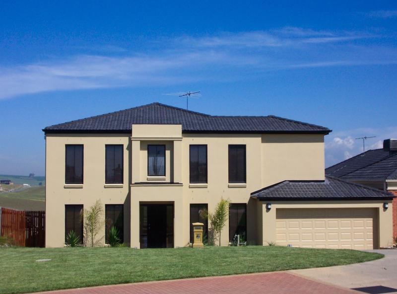 1 vaucluse rise highton