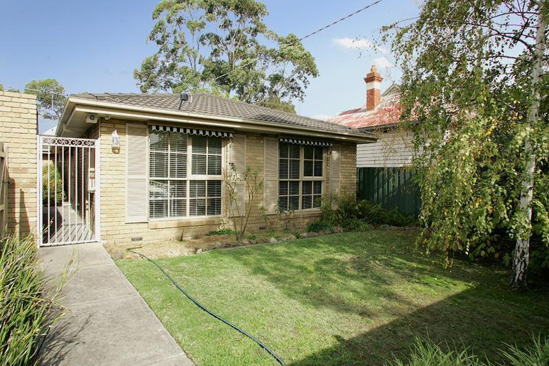1 vaucluse street brighton