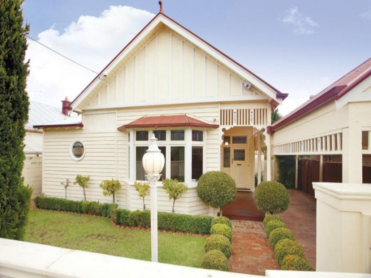 1 vaucluse street brighton