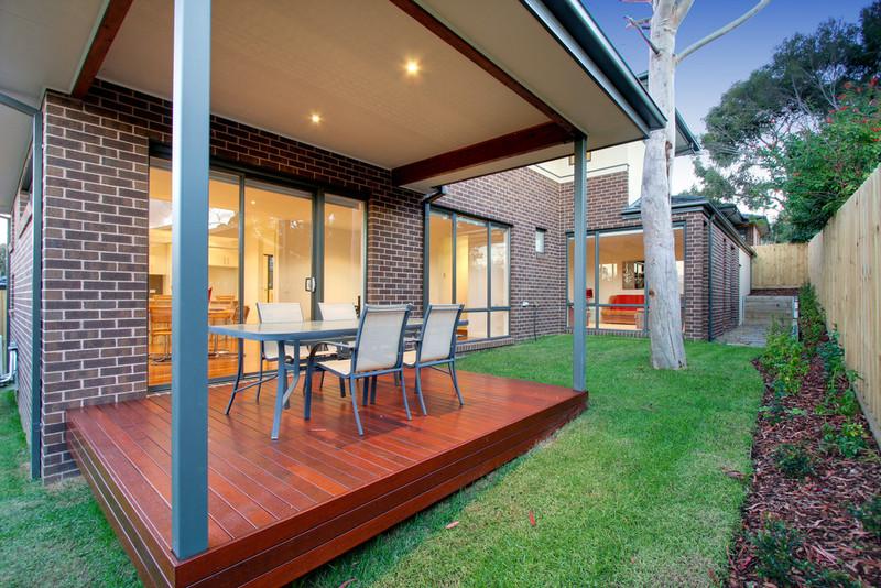 2 vaucluse court donvale