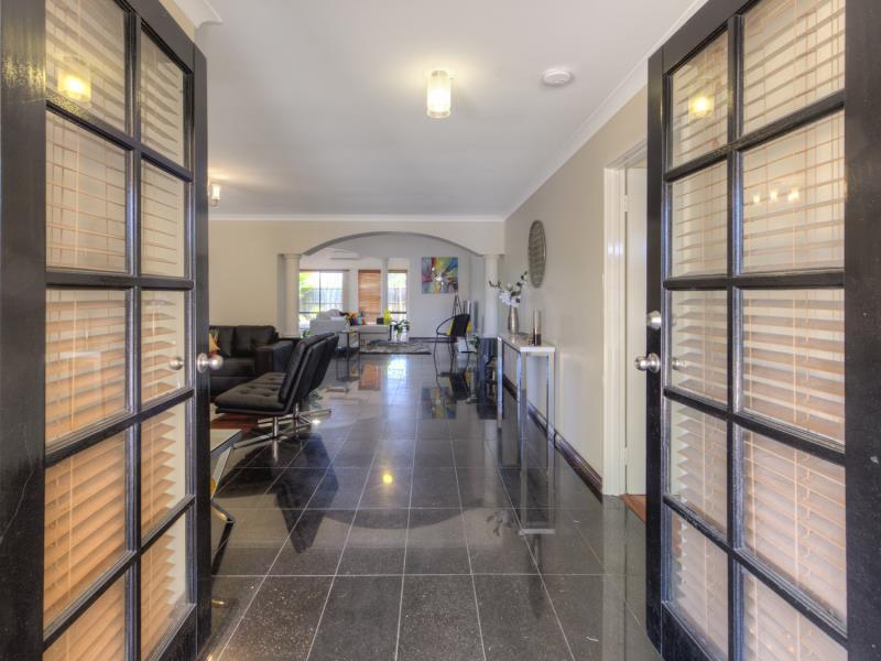 4 vaucluse ellenbrook