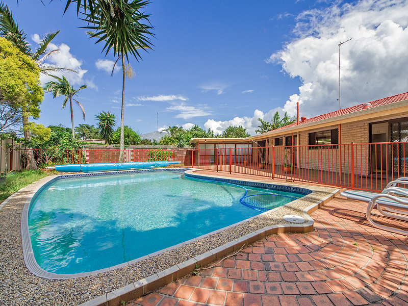 4 vaucluse pl bundall