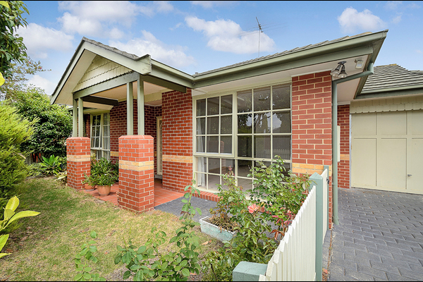 4 vaucluse st brighton