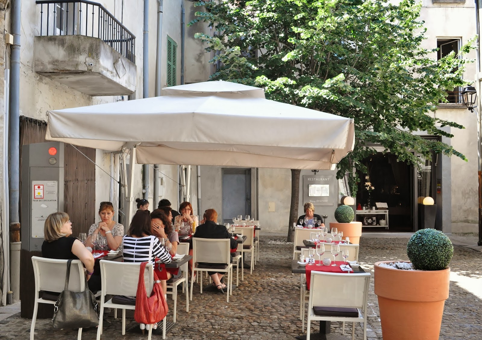 5 senses avignon