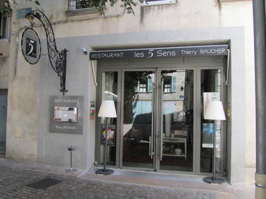 5 senses avignon
