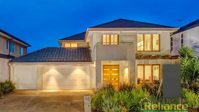 60 vaucluse boulevard sanctuary lakes