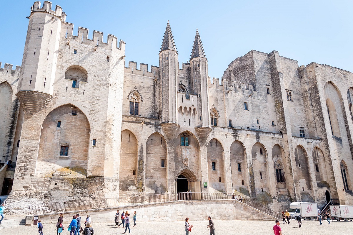 7 avignon popes