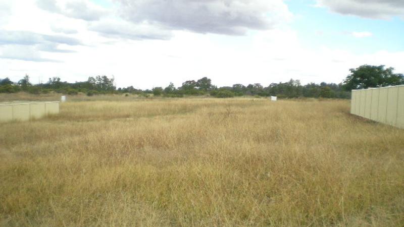 7 vaucluse place parkes