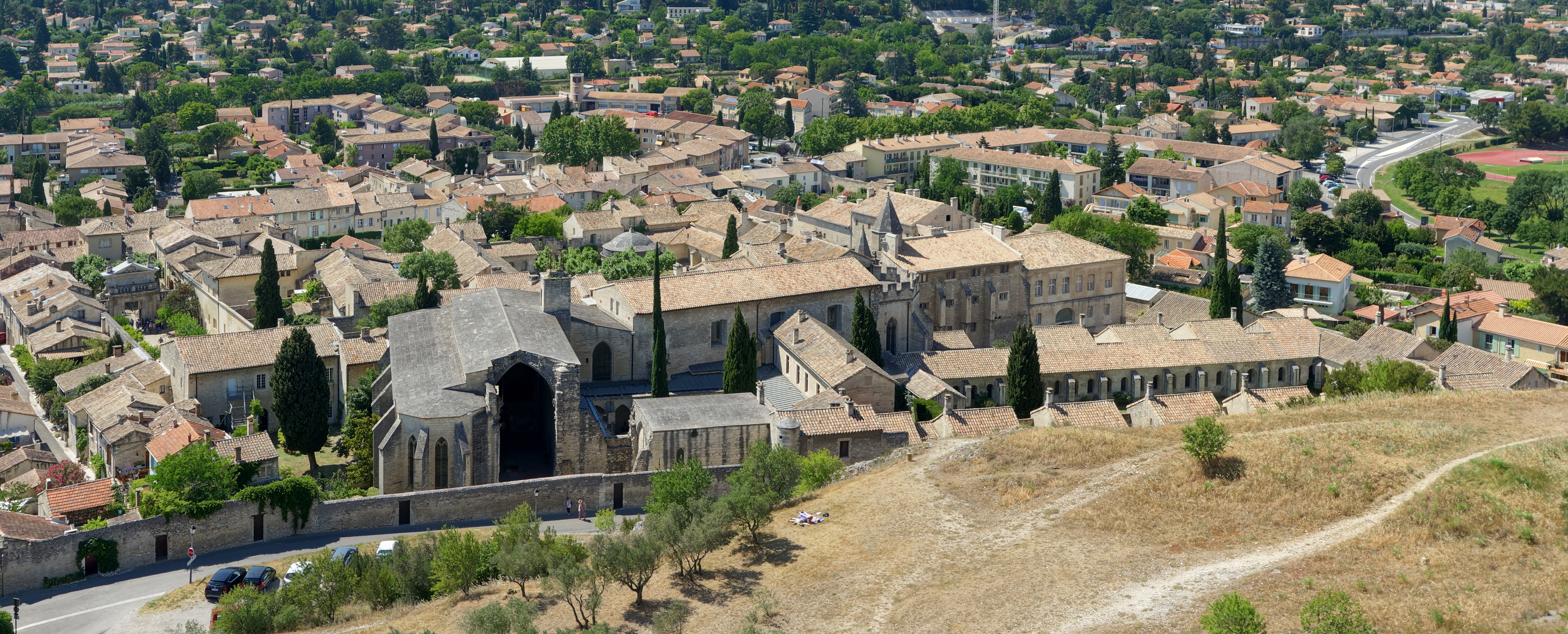 711 avignon