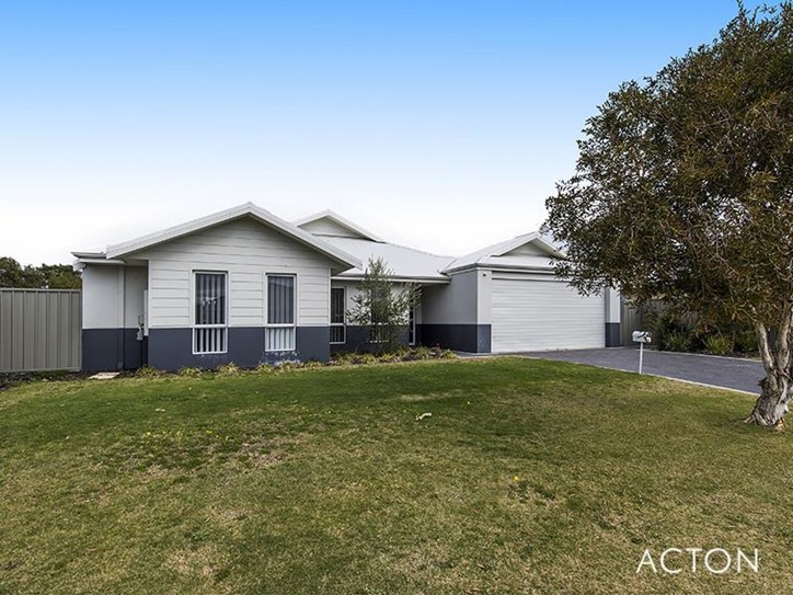 8 vaucluse way coodanup