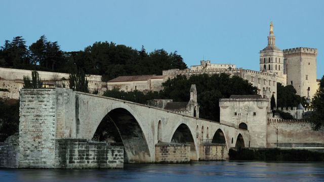 avignon 4 juillet