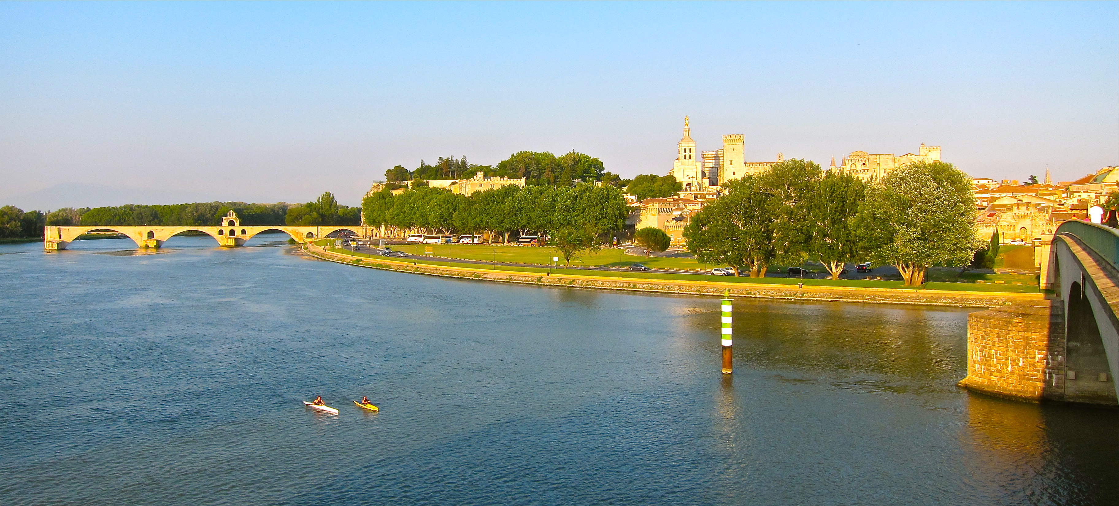 avignon a montpellier