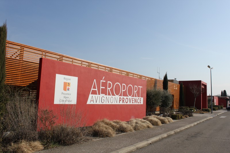 avignon aeroport