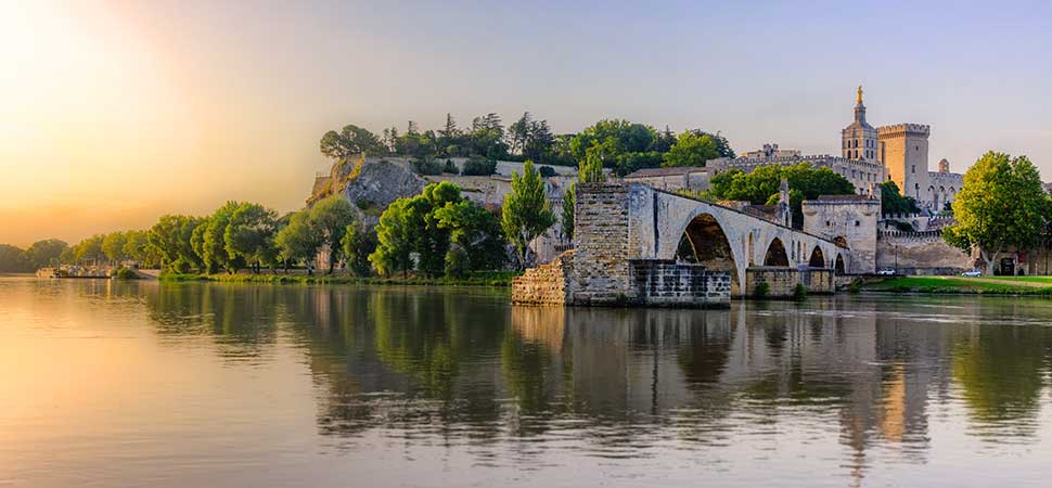 avignon emploi