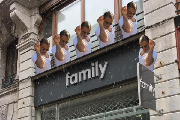 avignon family