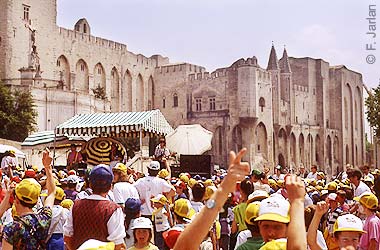 avignon festival off