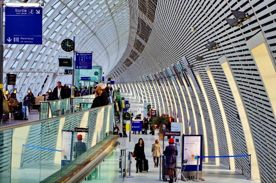 avignon gare tgv