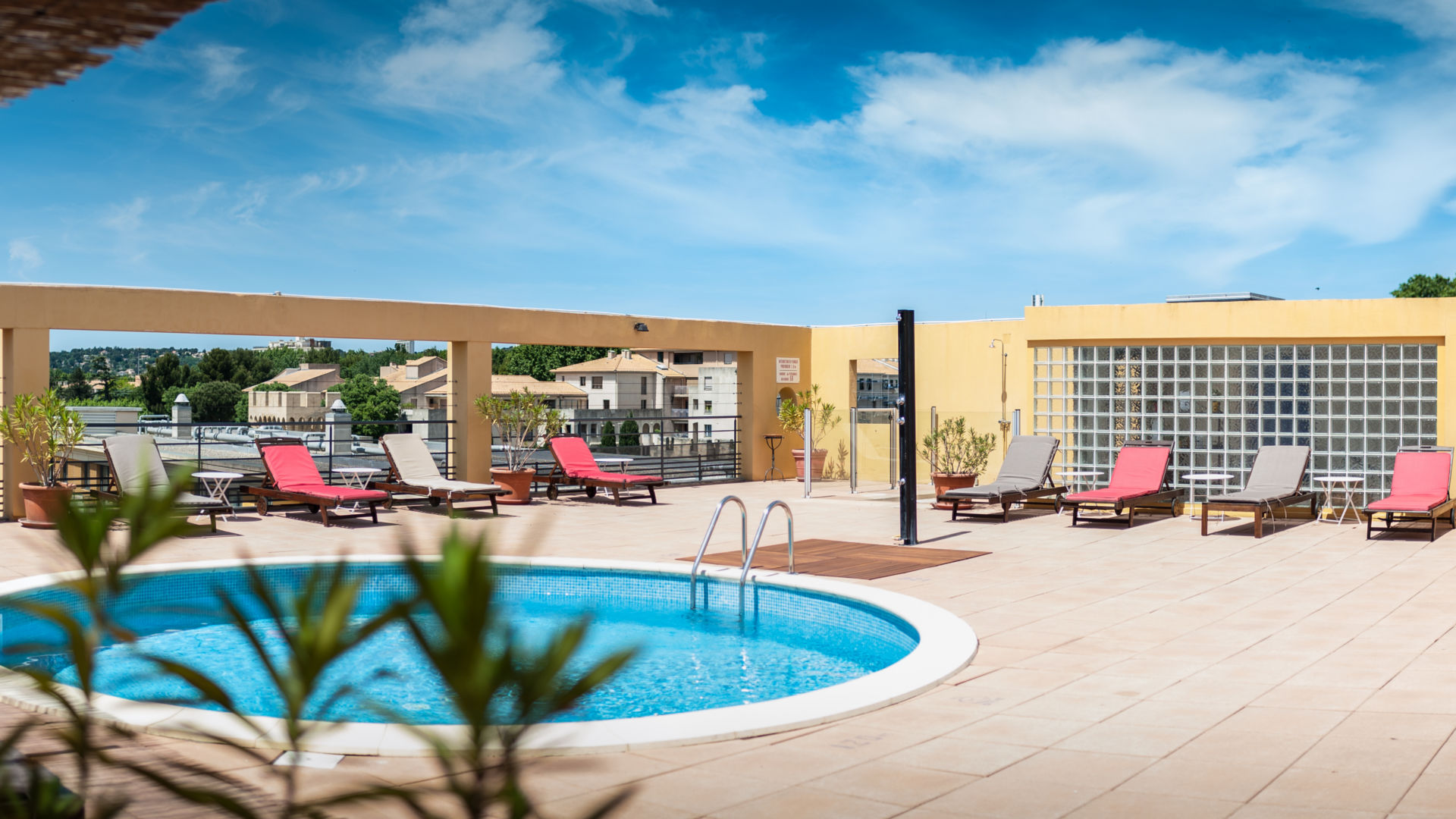 avignon grand hotel