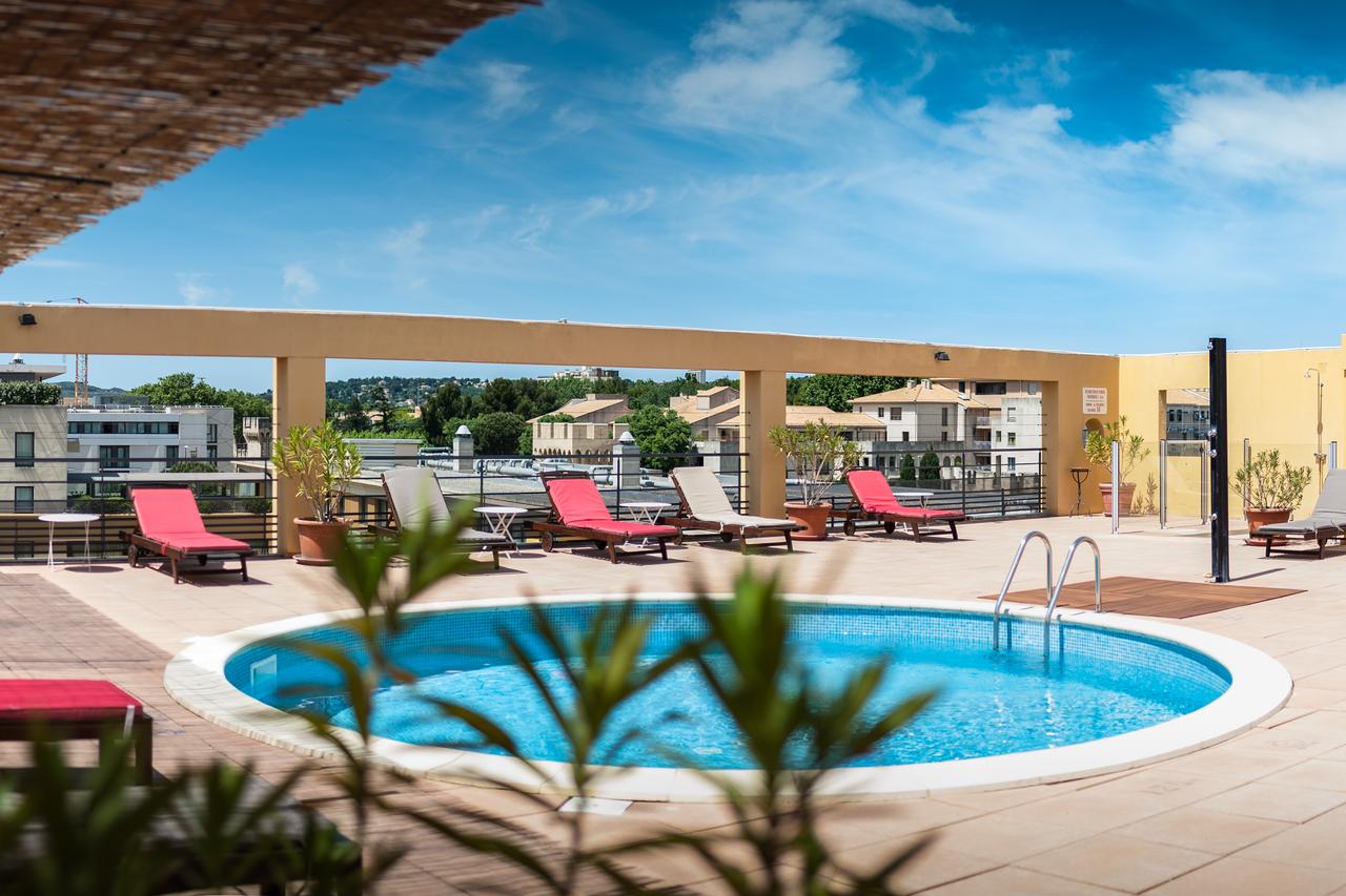 avignon grand hotel