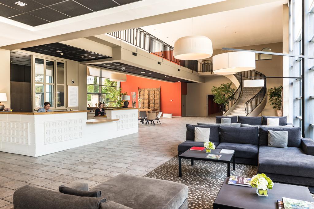 avignon grand hotel
