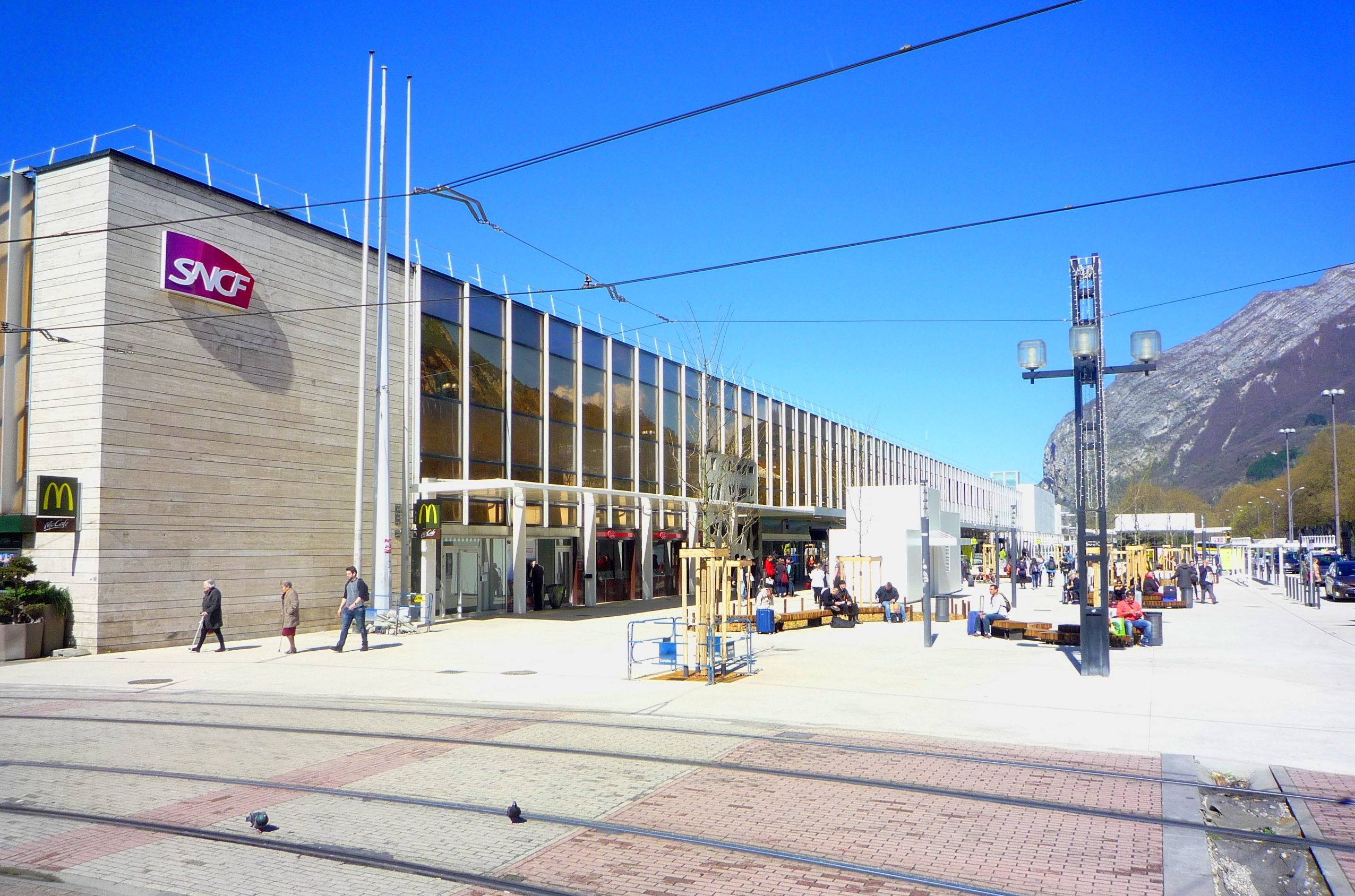 avignon grenoble sncf