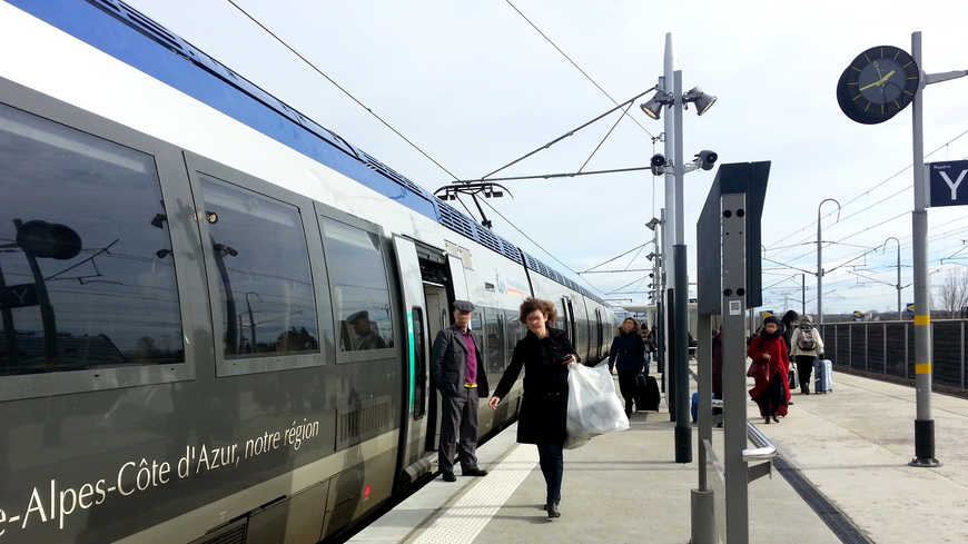 avignon grenoble sncf