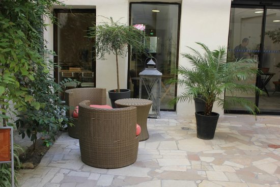 avignon hotel centre
