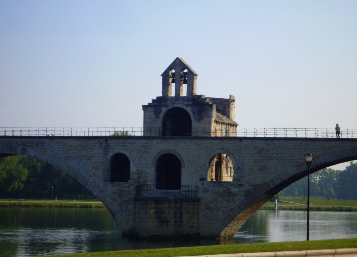 avignon incontournables