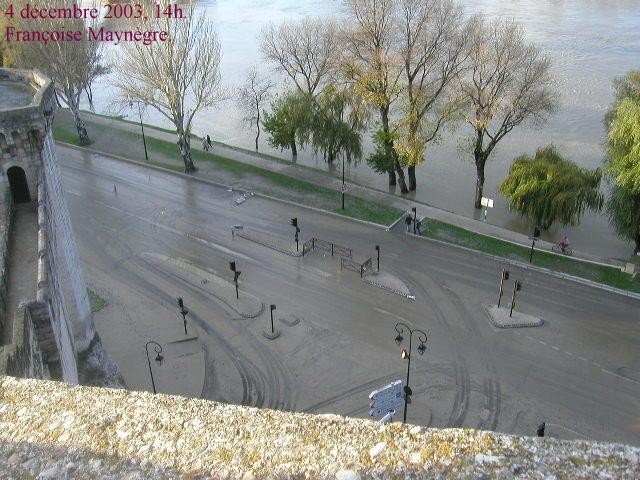 avignon inondation