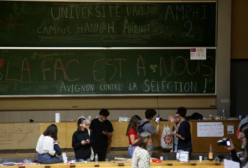 avignon job etudiant