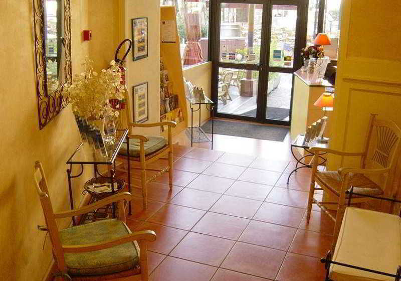 avignon kyriad palais des papes