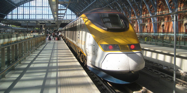 avignon lyon train