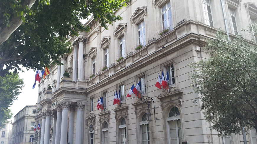avignon mairie