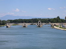 avignon nombre d'habitants