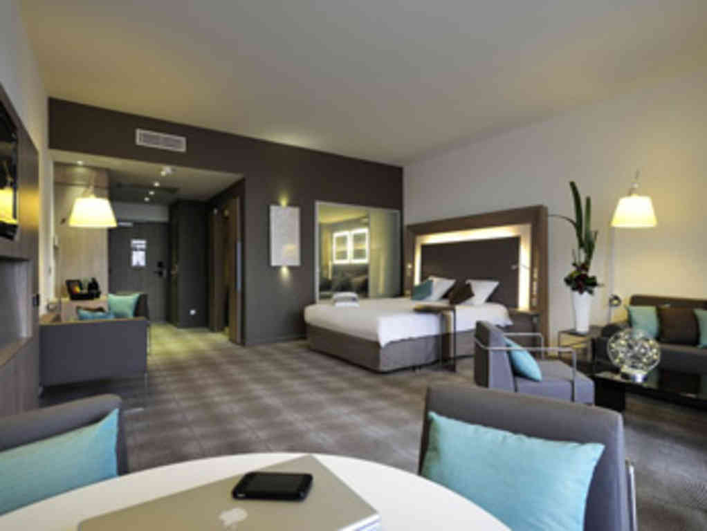 avignon novotel