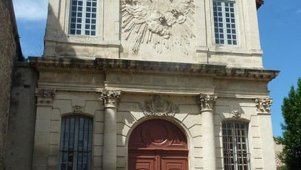 avignon offnungszeiten