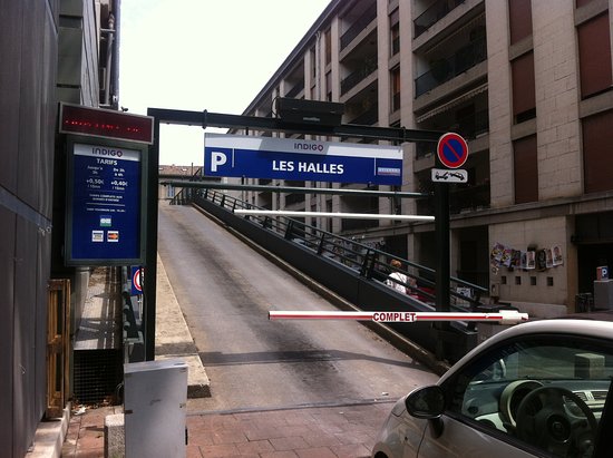 avignon parking