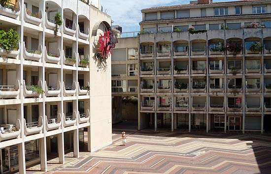 avignon quartier de la balance