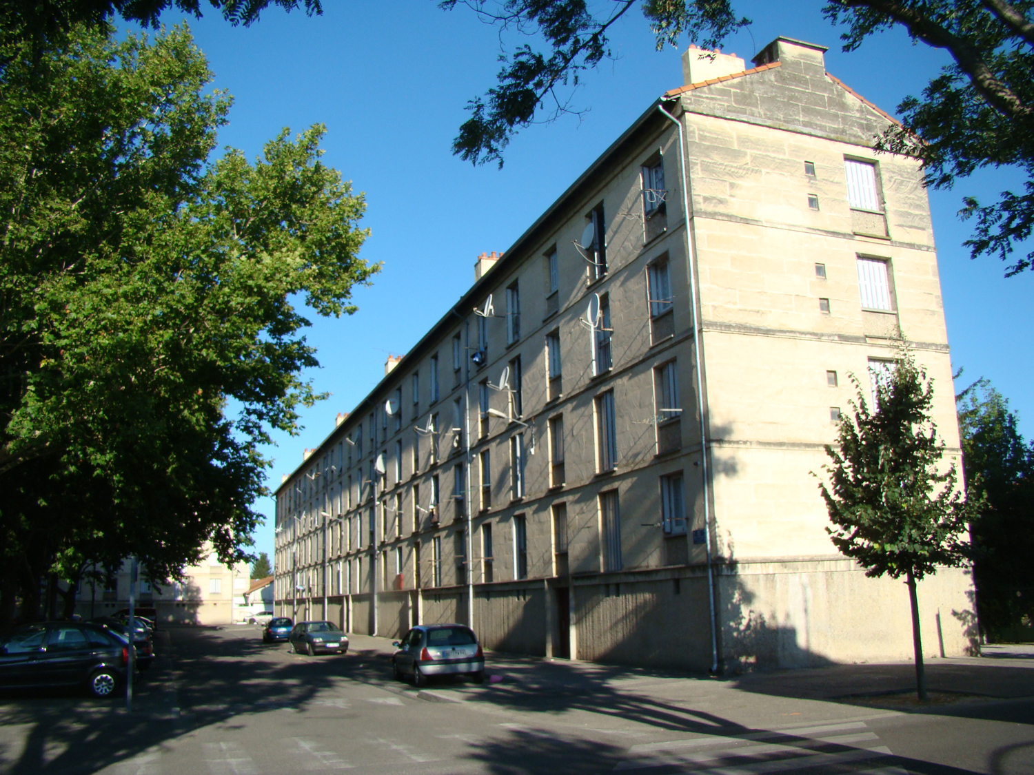 avignon quartier des sources