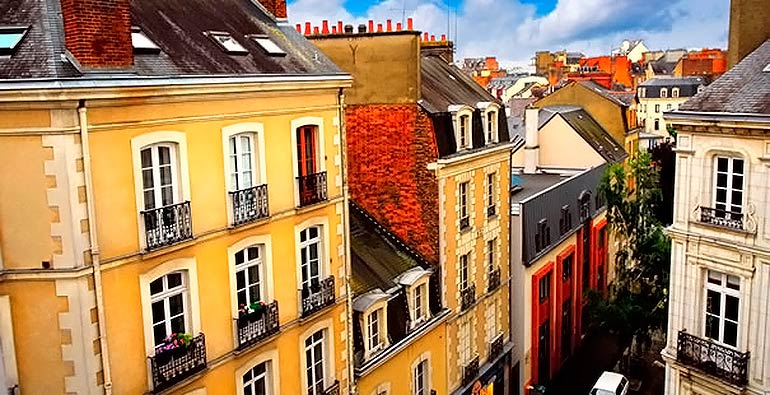 avignon rennes train