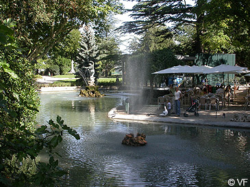 avignon rocher des doms