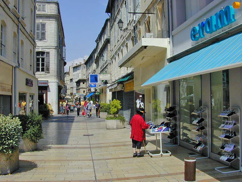 avignon shopping