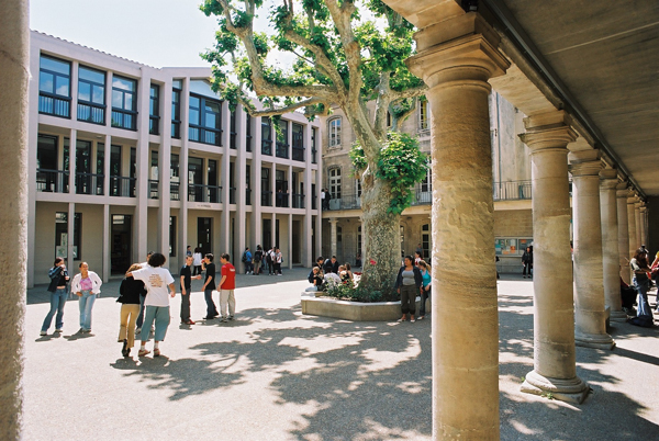 avignon trackid=sp-006