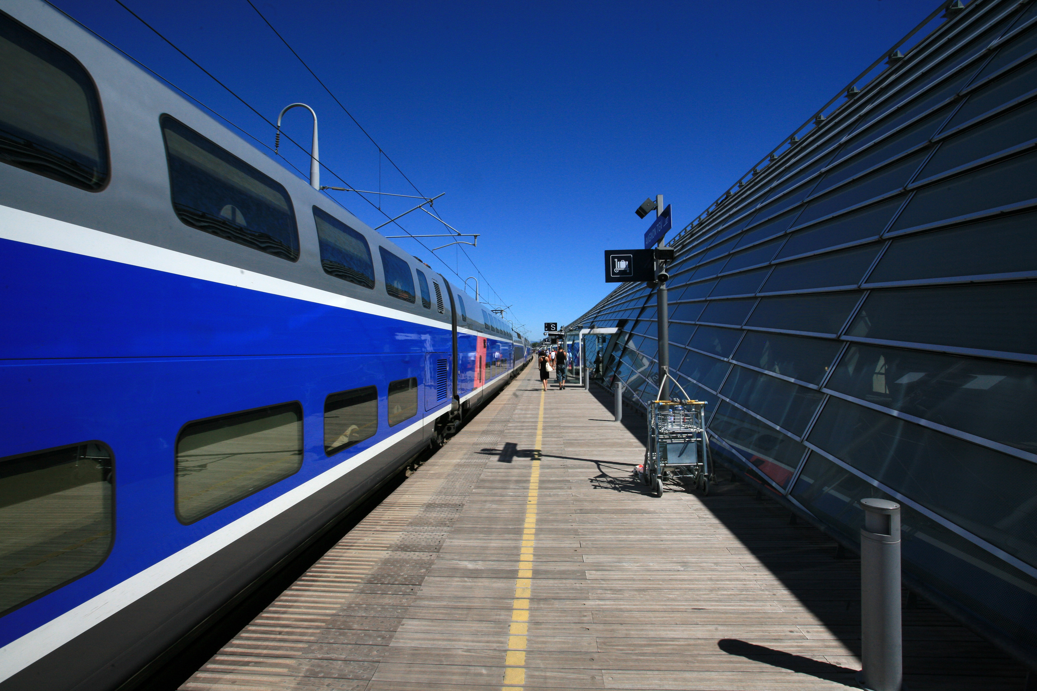 avignon train