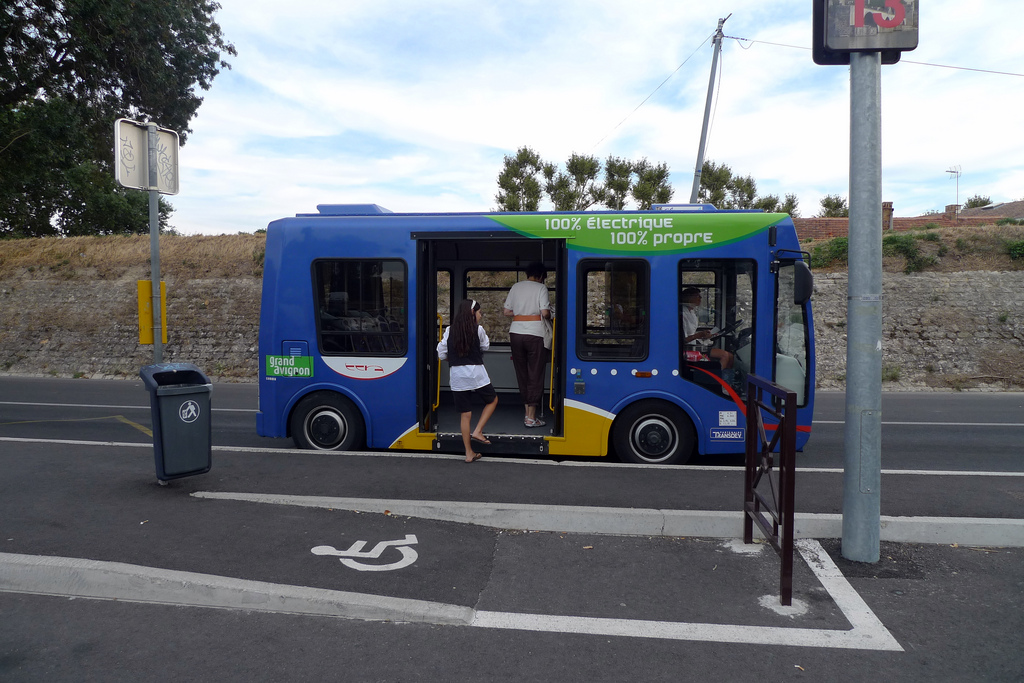avignon transport