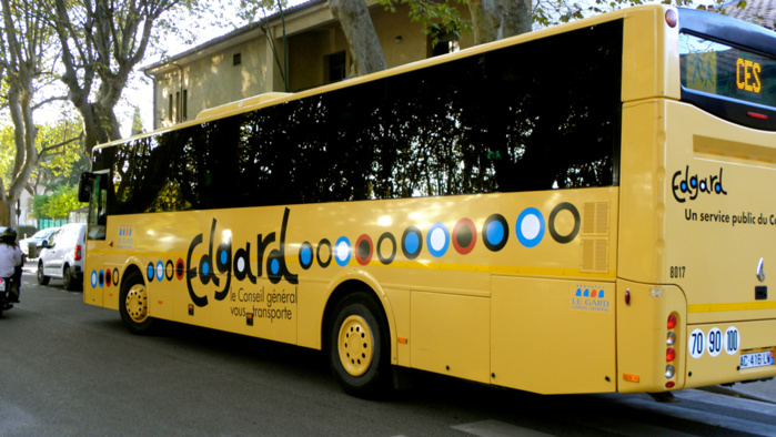 avignon uzes bus