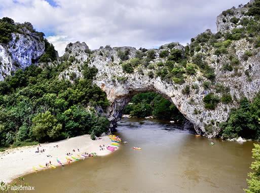 avignon vallon pont d'arc